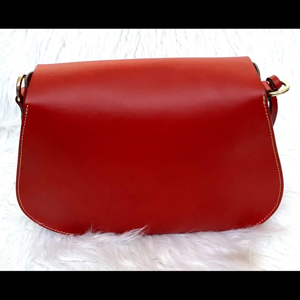 SOLD Dooney and bourke alto saddle crossbody - Picture 3 of 11